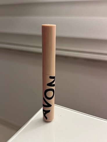 Avon tinted dudak balm
