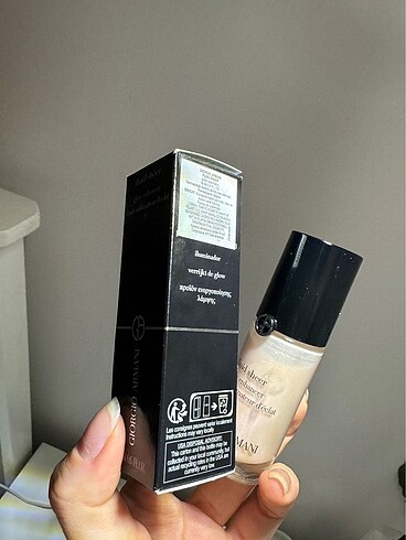 Giorgio Armani Giorgio armani fluid sheer aydınlatıcı