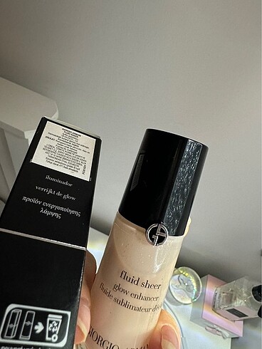 Beden Giorgio armani fluid sheer aydınlatıcı