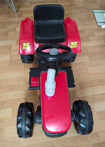 dolu 6 volt akülü traktör çok iyi durumda