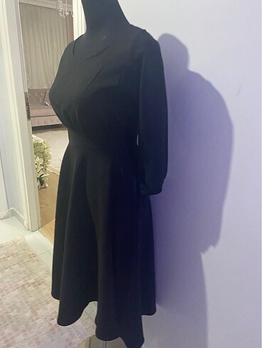 siyah midi elbise