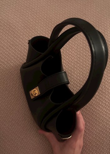 Siyah Deri Tokalı Kadın Çanta - Görsel 2