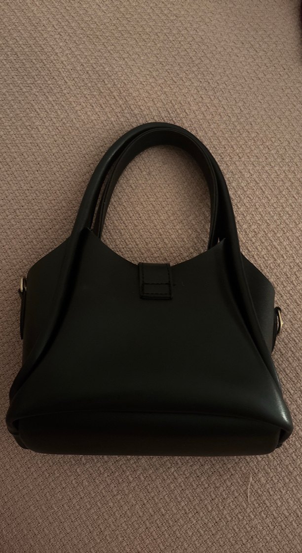 Siyah Deri Tokalı Kadın Çanta - Görsel 3