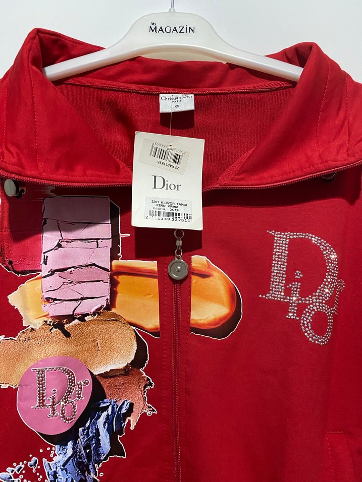 Kırmızı Baskılı Kadın Kısa Ceket - Görsel 2