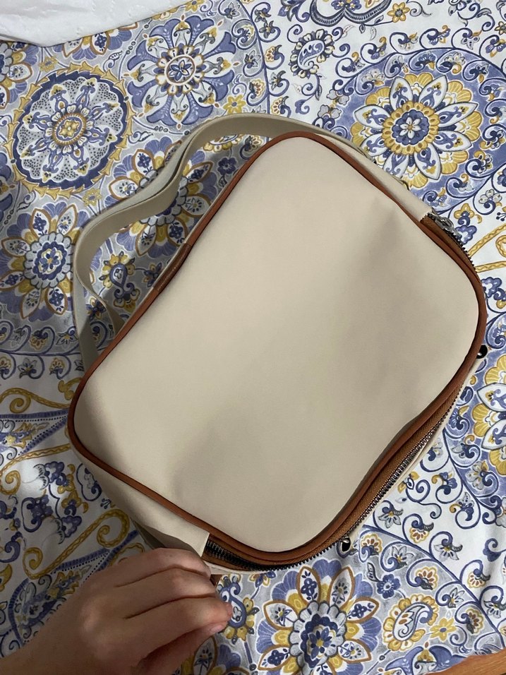 Beyaz Deri Fermuarlı Günlük Çanta - Görsel 5