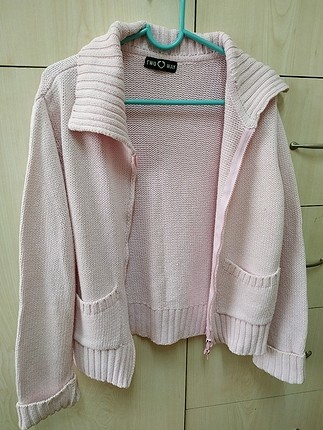 açık pembe hırka