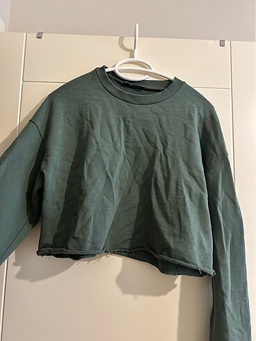 Koyu yeşil crop sweatshirt