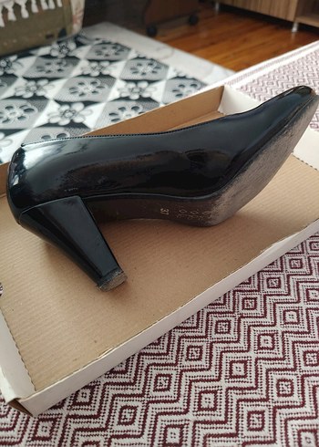 Siyah Rugan Kadın Stiletto Topuklu Ayakkabı - Görsel 3