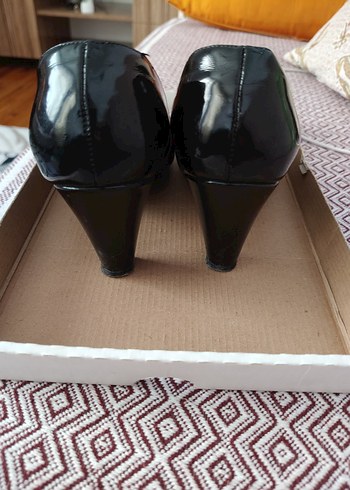 Siyah Rugan Kadın Stiletto Topuklu Ayakkabı - Görsel 2