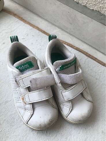 23 Beden Adidas ayakkabı çocuk