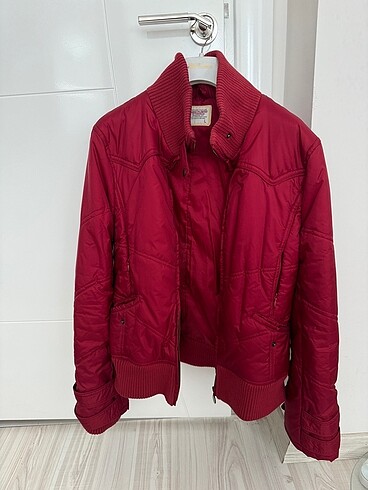 Bordo şişme mont