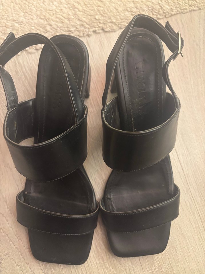 Siyah Deri Tokalı Kadın Topuklu Sandalet - Görsel 3