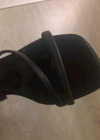 Siyah Topuklu Kadın Terlik - Görsel 7