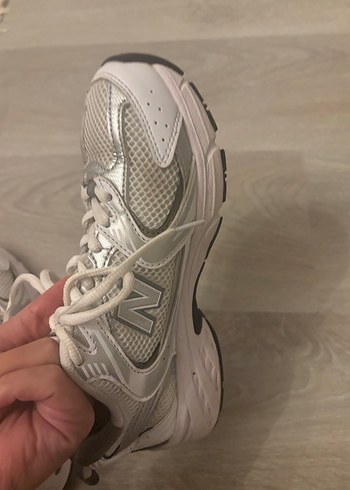 New balance 38 numara yarım numara dardır - Görsel 9