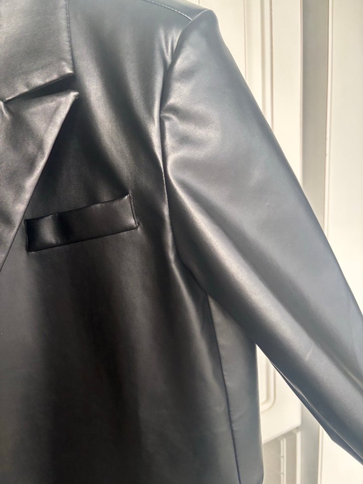 Siyah Deri Kadın Ceket, Düğmeli, Midi Boy - Görsel 4