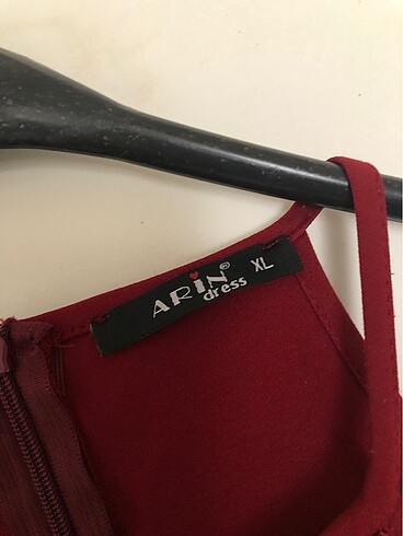 xl Beden BORDO PARLAK ELBİSE ABİYE