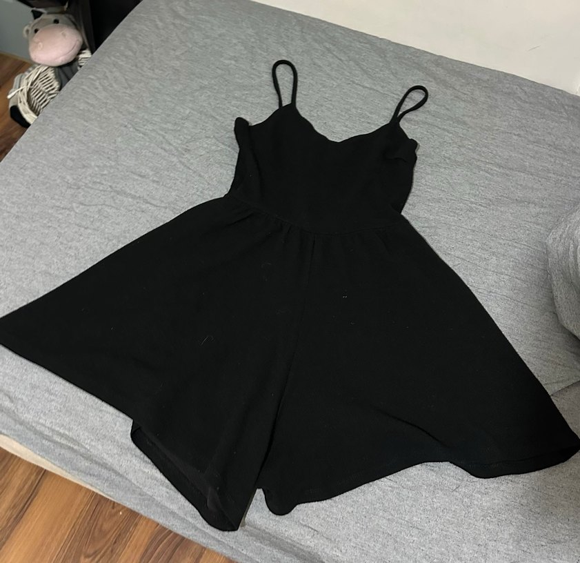 Siyah V Yakalı Drapeli Kadın Tulum - Görsel 2