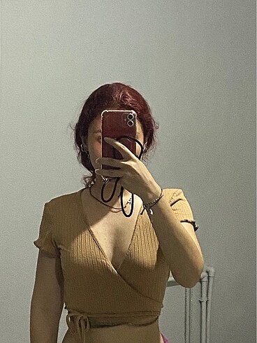 bershka bağlamalı crop