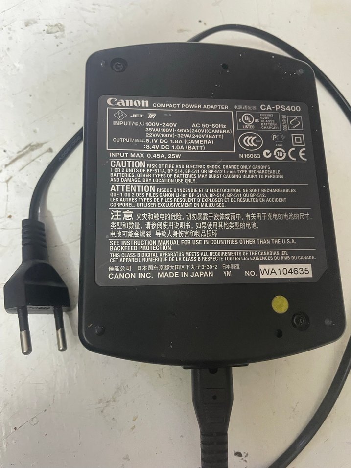 Canon CA-PS400 Kompakt Güç Adaptörü Siyah - Görsel 3