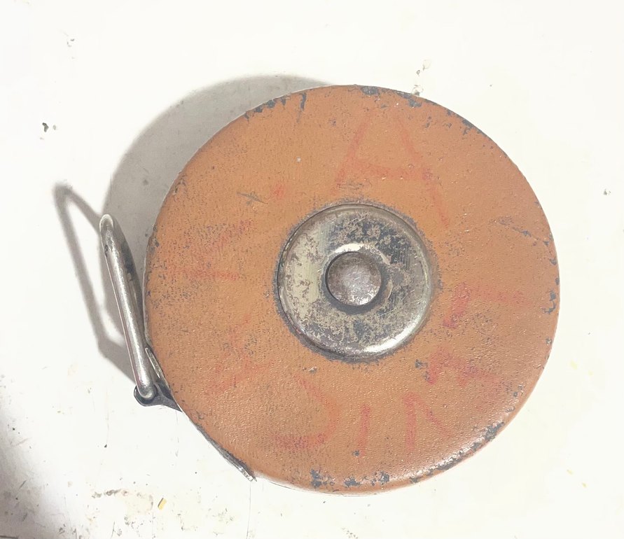 Antika Almanya Uretimi Metal Kasa Deri Kaplama Metal Şerit Metre - Görsel 3