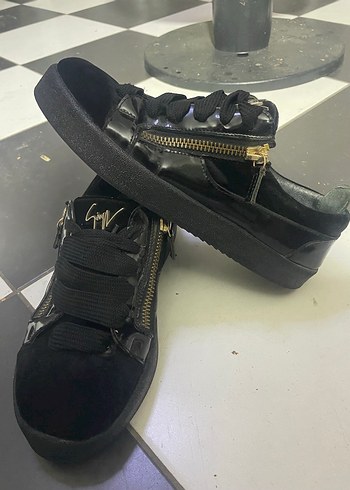 Orjinal GIUSEPPE ZANOTTI Erkek Ayakkabı 43 Numara - Görsel 3