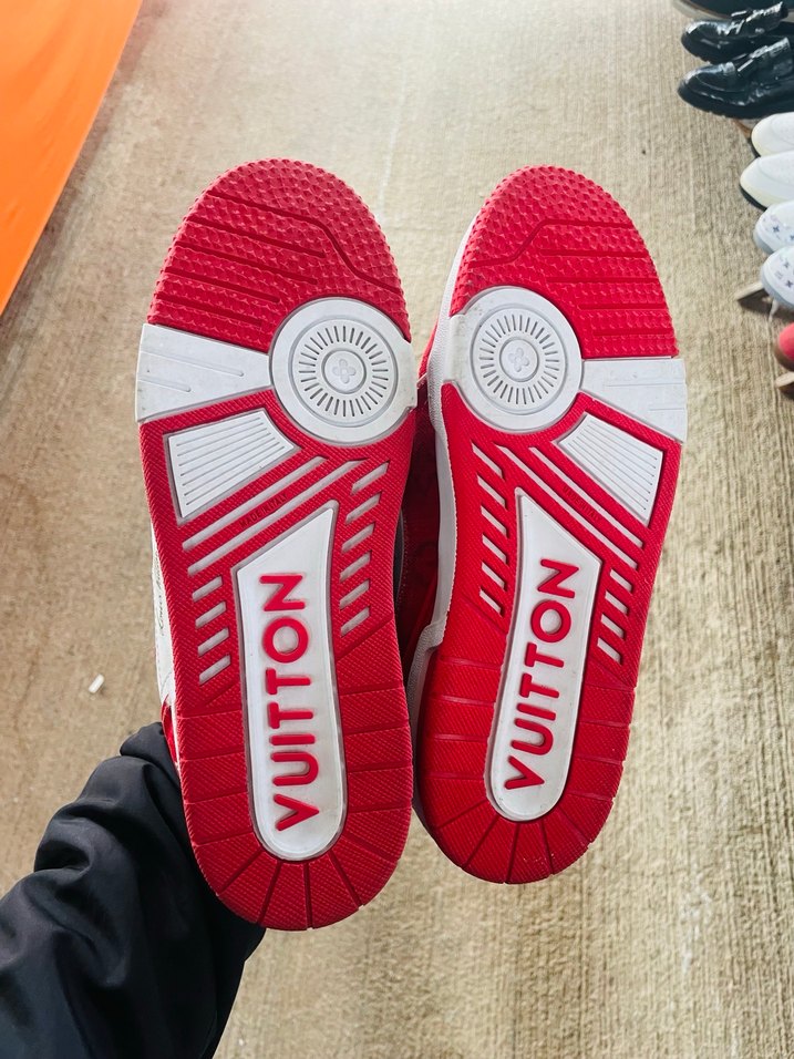 Louis Vuitton Erkek Spor Ayakkabı 43 Numara - Görsel 4