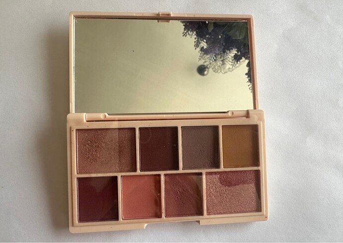 Revolution I <3 Revolution Rose Gold Mini Far Paleti