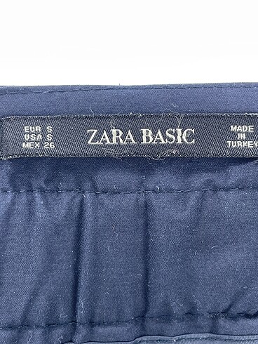 s Beden lacivert Renk Zara Düz Kesim %70 İndirimli.