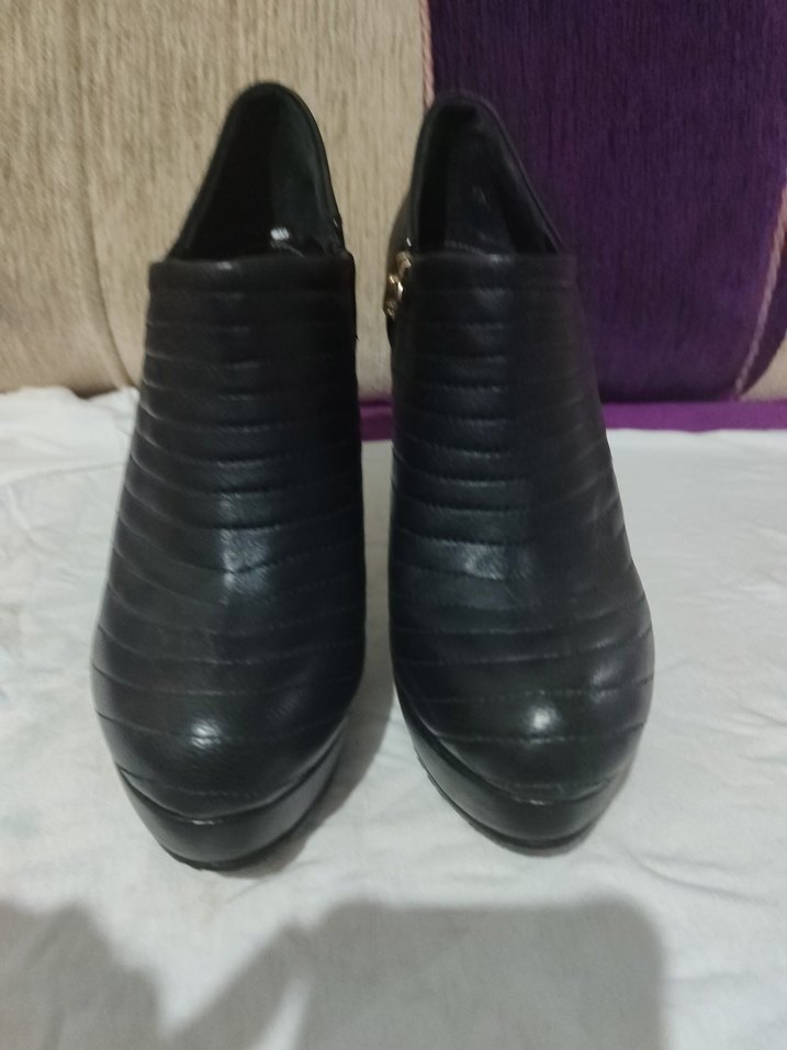 Siyah Stiletto Topuklu Kadın Bot - Görsel 2