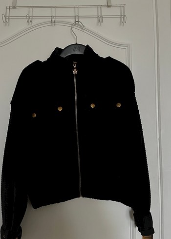 Siyah Kısa Kadın Ceket - Görsel 2