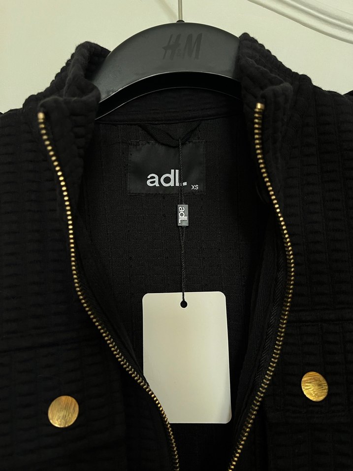 Siyah Kısa Kadın Ceket - Görsel 5