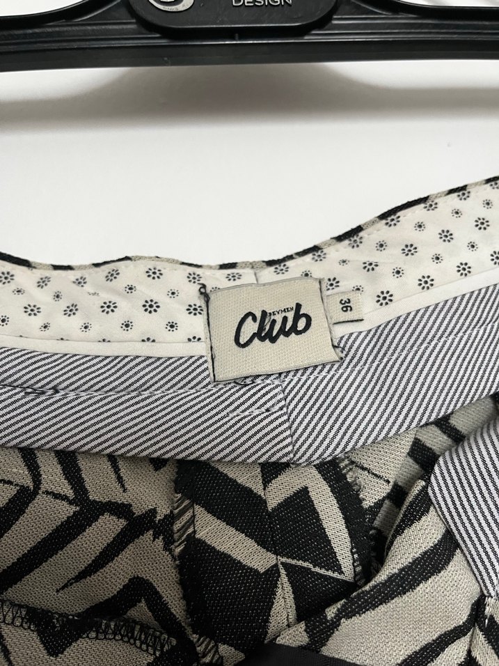 Desenli Siyah Kadın Pantolon - Görsel 5