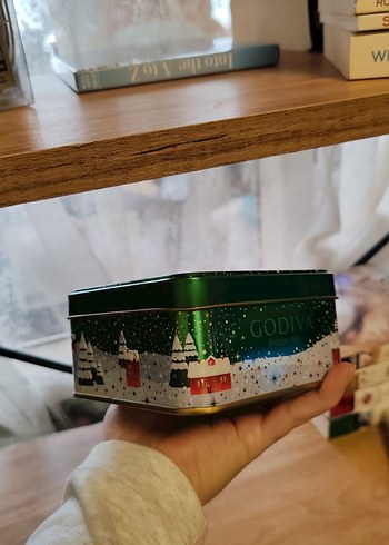 Godiva Parlak Yeşil Demir Kutu - Görsel 3