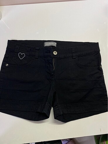 Şort - Görsel 2