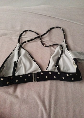 Puantiyeli Siyah Dolgusux Üçgen Bikini Üstü - Görsel 3