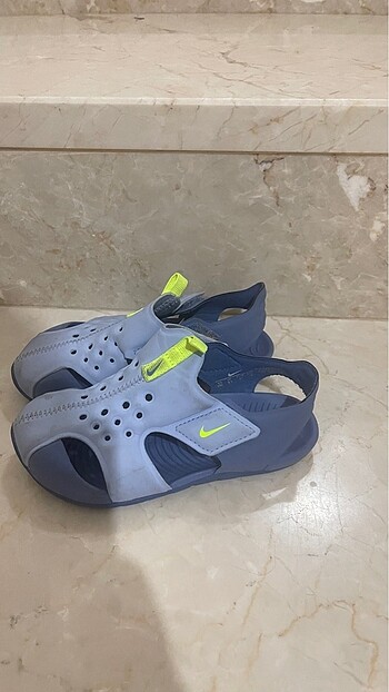 27 Beden mavi Renk Nike sandalet orjinal marka 27 numara