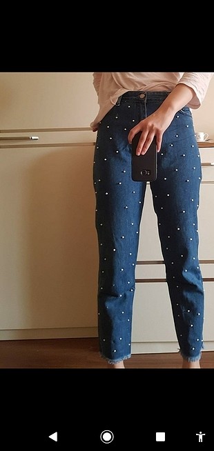 İncili Mom Jean