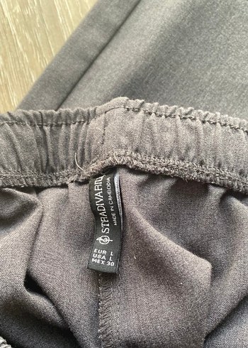 l Beden Stradivarius antrasit gri uzun dökümlü şık pantolon
