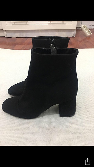 Bershka bot 38