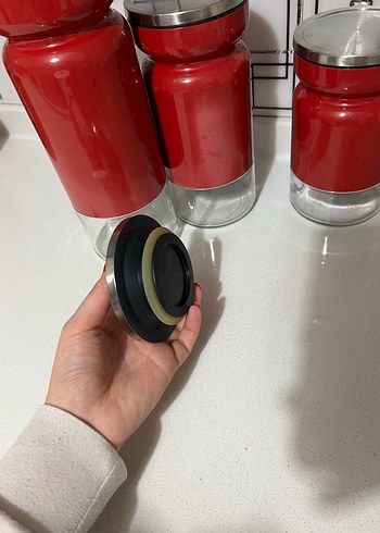 Kırmızı Kapaklı 3'lü Saklama Kavanozu Seti - Görsel 5