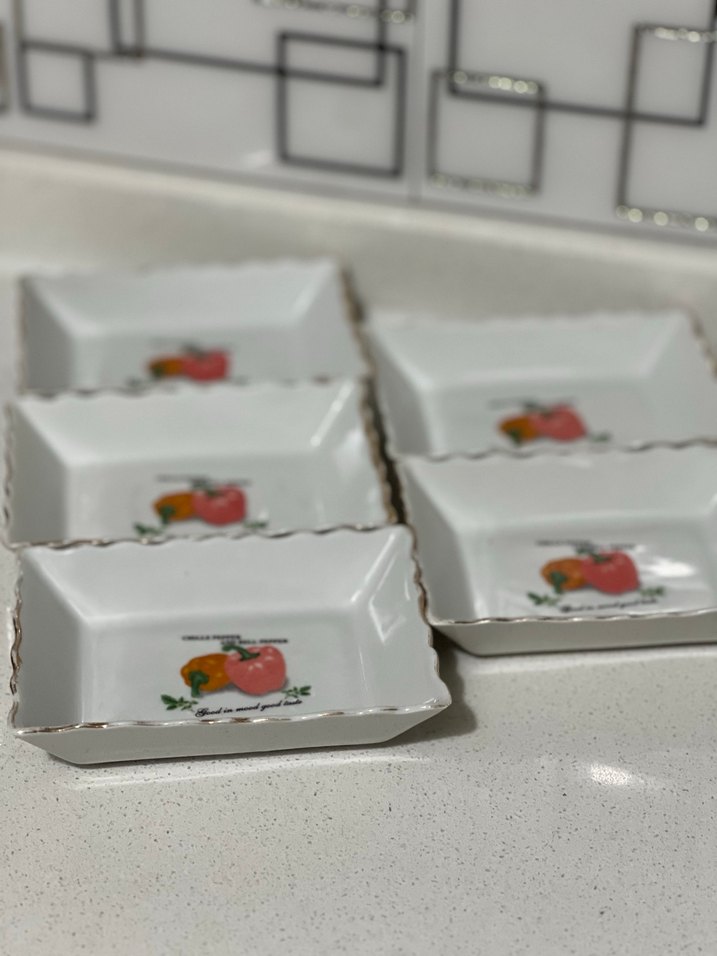 Desenli Beyaz Porselen Tabak Seti - Görsel 2