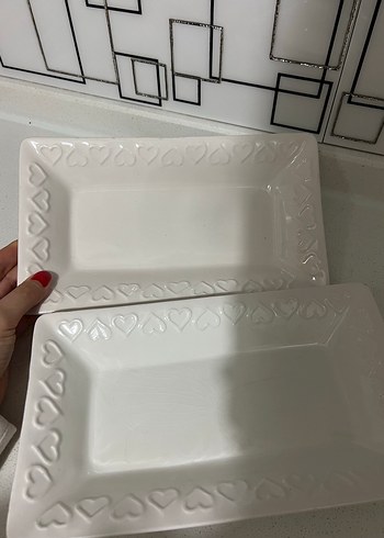 Kalp Desenli Beyaz Dikdörtgen Tabaklar - Görsel 3