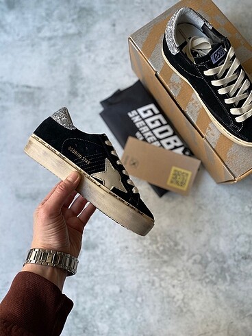 Golden goose