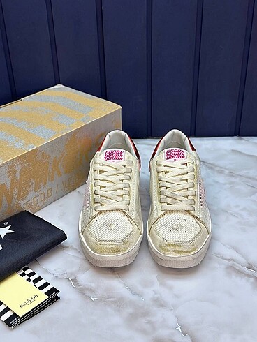 38 Beden golden goose