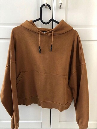 Zara sweatshirt