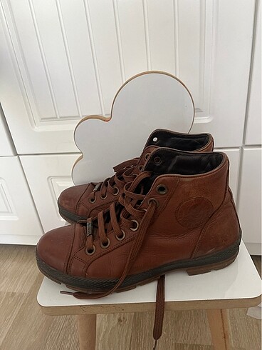 Dockers Hakiki deri bot