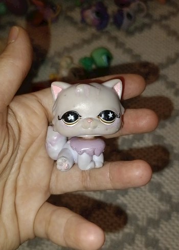 Pastel Beyaz Sevimli Kedi Figürü