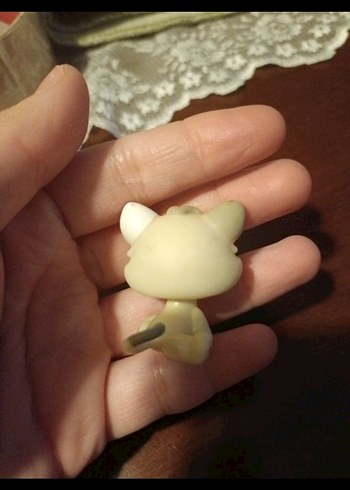 Beyaz Pastel Renkli Minik Figür Oyuncak