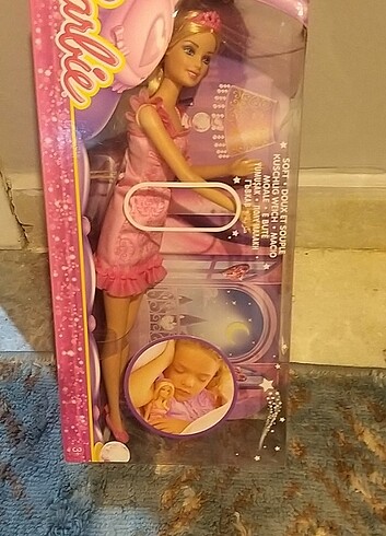 Barbie bebek 