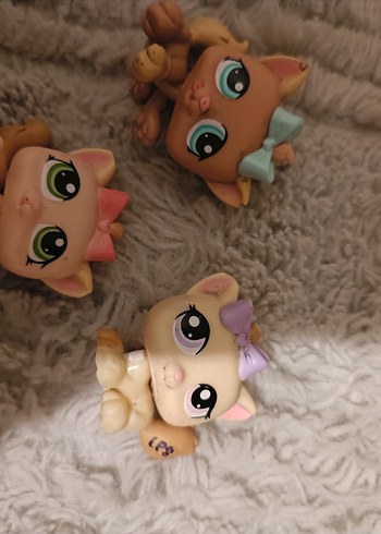 Beden Pastel Renkli Üçlü Kedi Figür Seti